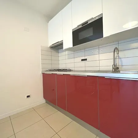 Charming With Lagoon Views In 格拉多