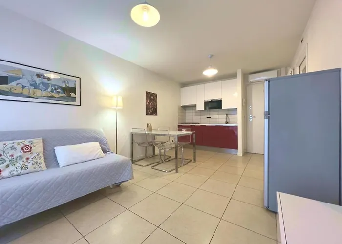 Apartment Charming With Lagoon Views In Grado