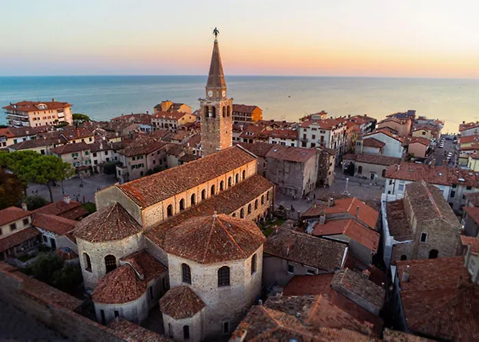 Charming With Lagoon Views In Grado